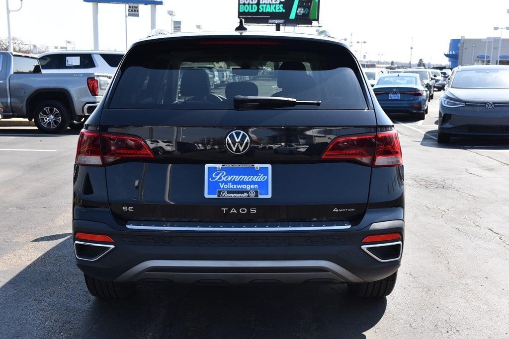 2023 Volkswagen Taos SE 4MOTION