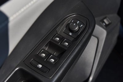 2023 Volkswagen Taos SE 4MOTION