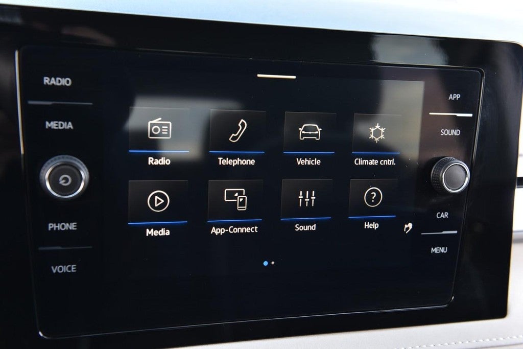 2025 Volkswagen Taos SE FWD