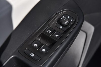 2025 Volkswagen Taos SE FWD