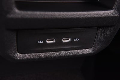 2026 Volkswagen Taos SE FWD