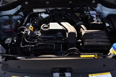 2026 Volkswagen Taos SE FWD