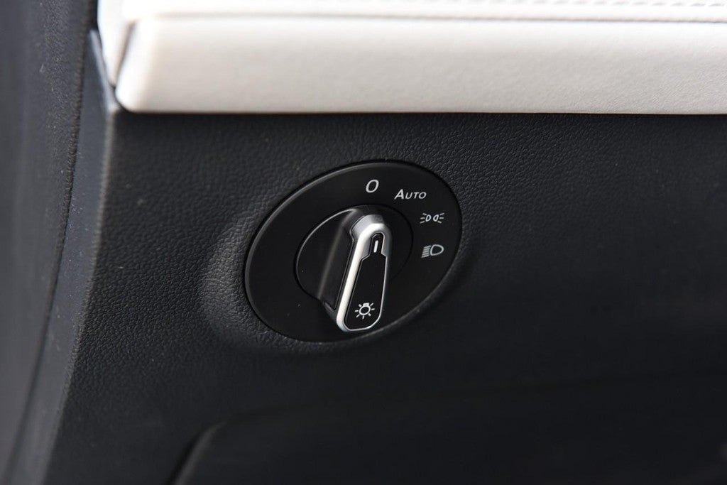 2026 Volkswagen Taos SE 4MOTION