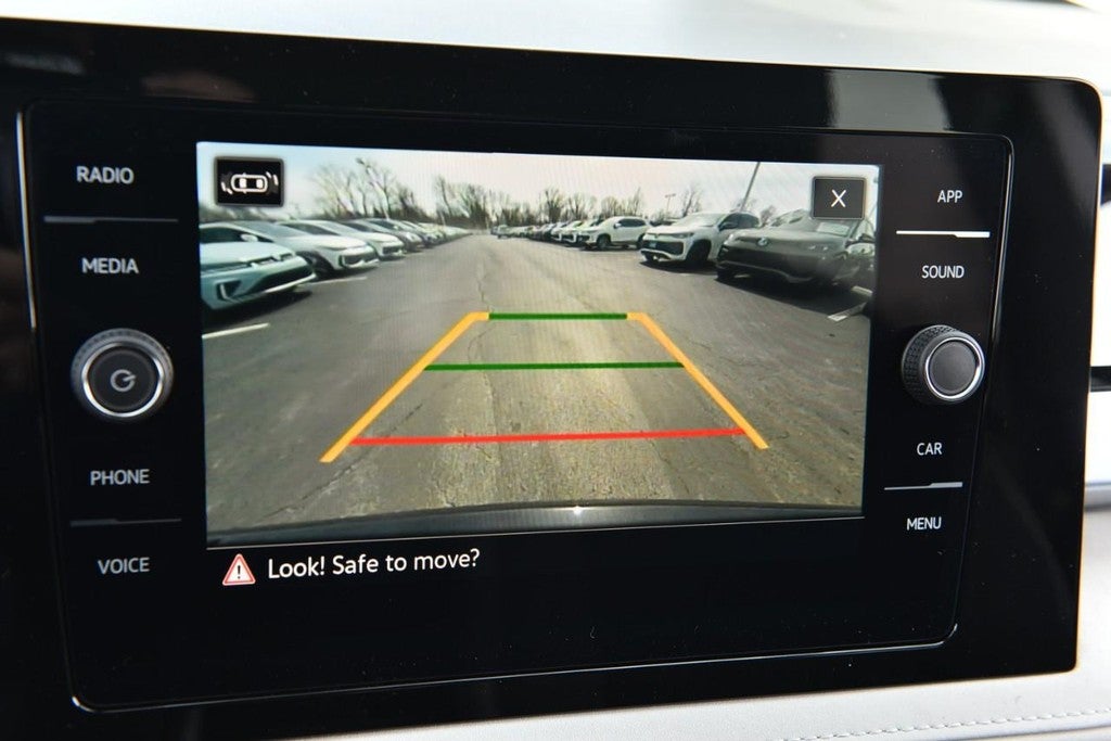 2026 Volkswagen Taos SE 4MOTION