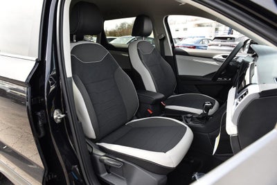 2026 Volkswagen Taos SE 4MOTION