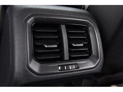 2026 Volkswagen Taos SE 4MOTION