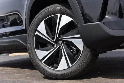 2026 Volkswagen Taos SE 4MOTION