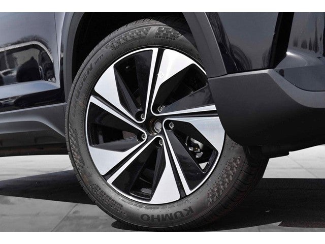2026 Volkswagen Taos SE 4MOTION