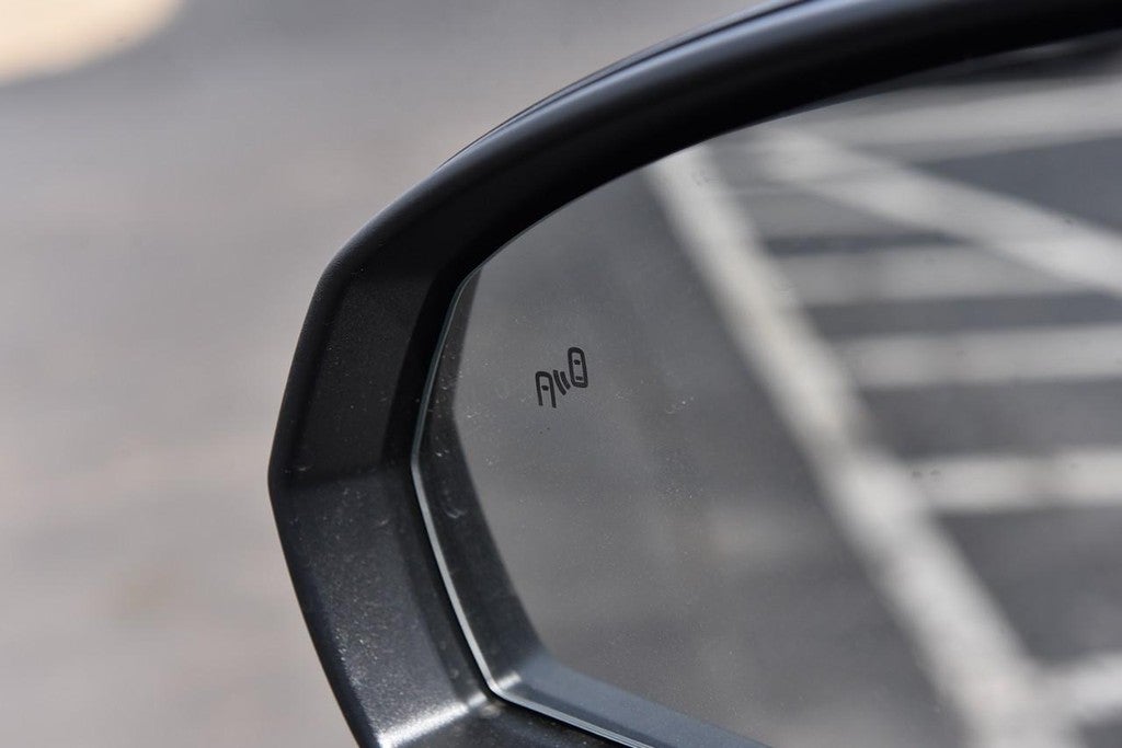 2026 Volkswagen Taos SE 4MOTION