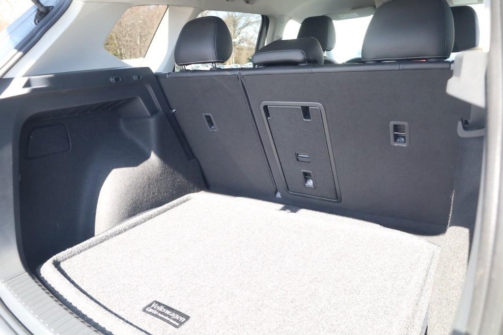 2026 Volkswagen Taos SE 4MOTION