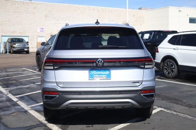 2026 Volkswagen Taos SE 4MOTION