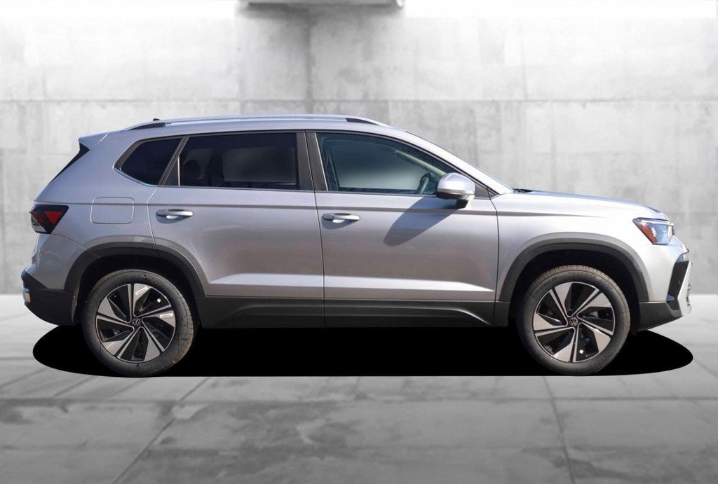2026 Volkswagen Taos SE 4MOTION