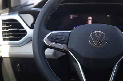 2026 Volkswagen Taos SE 4MOTION