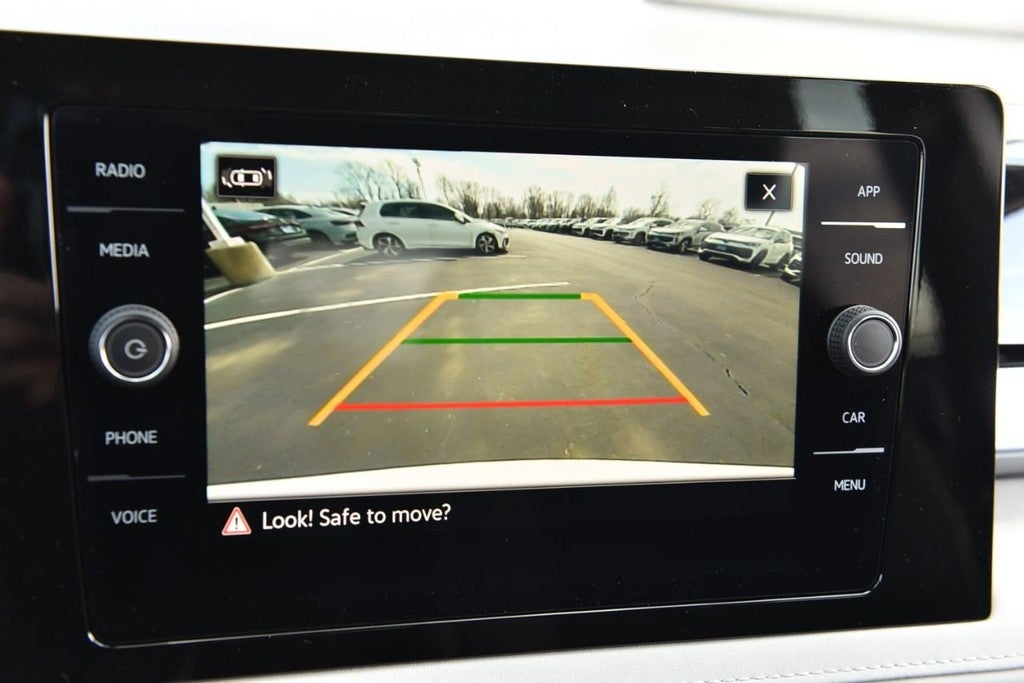 2026 Volkswagen Taos SE 4MOTION