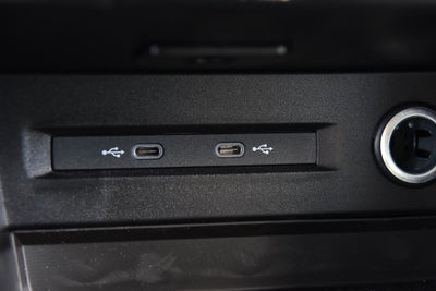 2026 Volkswagen Taos SE 4MOTION