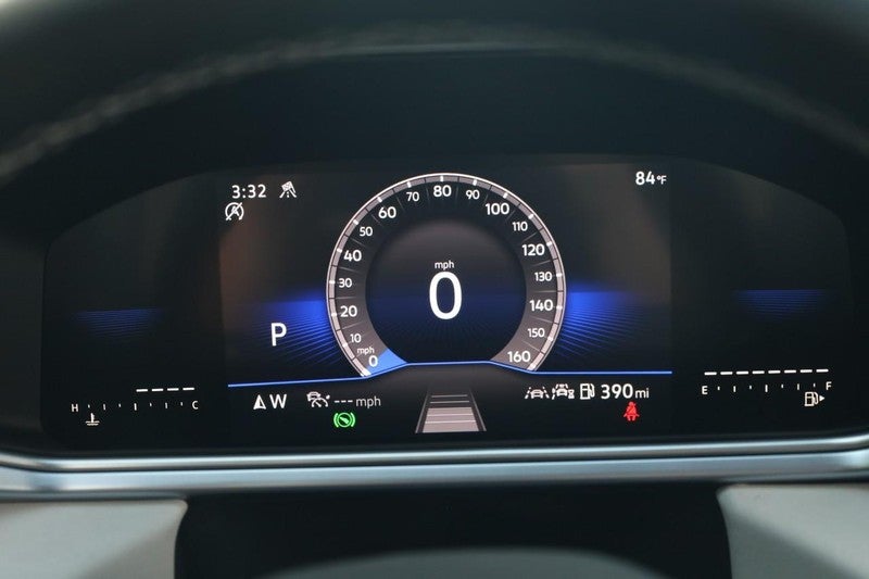 2025 Volkswagen Taos SE 4MOTION