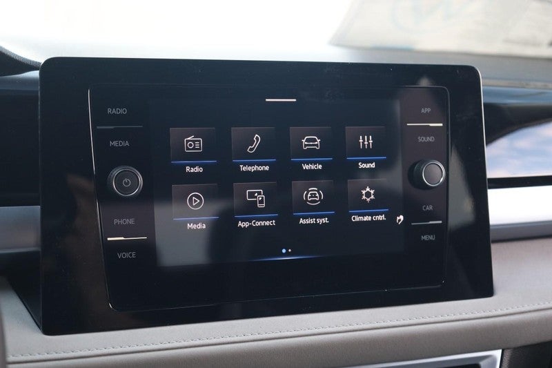 2025 Volkswagen Taos SE 4MOTION