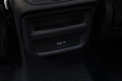 2025 Volkswagen Taos SE 4MOTION