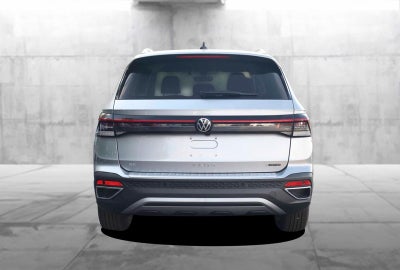 2025 Volkswagen Taos SE 4MOTION