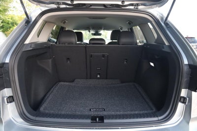 2025 Volkswagen Taos SE 4MOTION