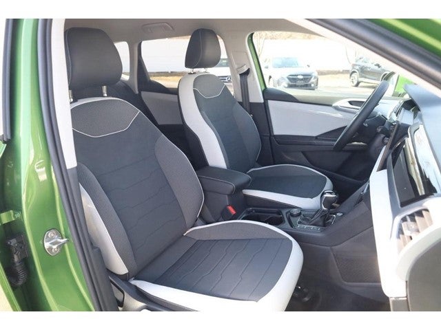 2026 Volkswagen Taos SE 4MOTION