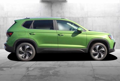 2026 Volkswagen Taos SE 4MOTION