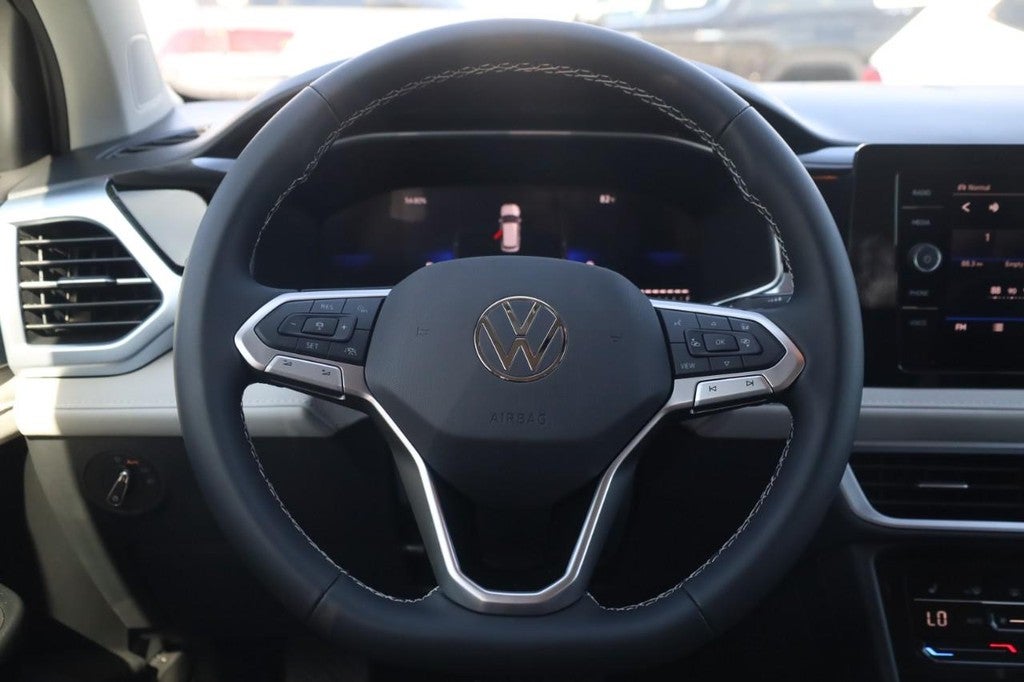 2026 Volkswagen Taos SE 4MOTION