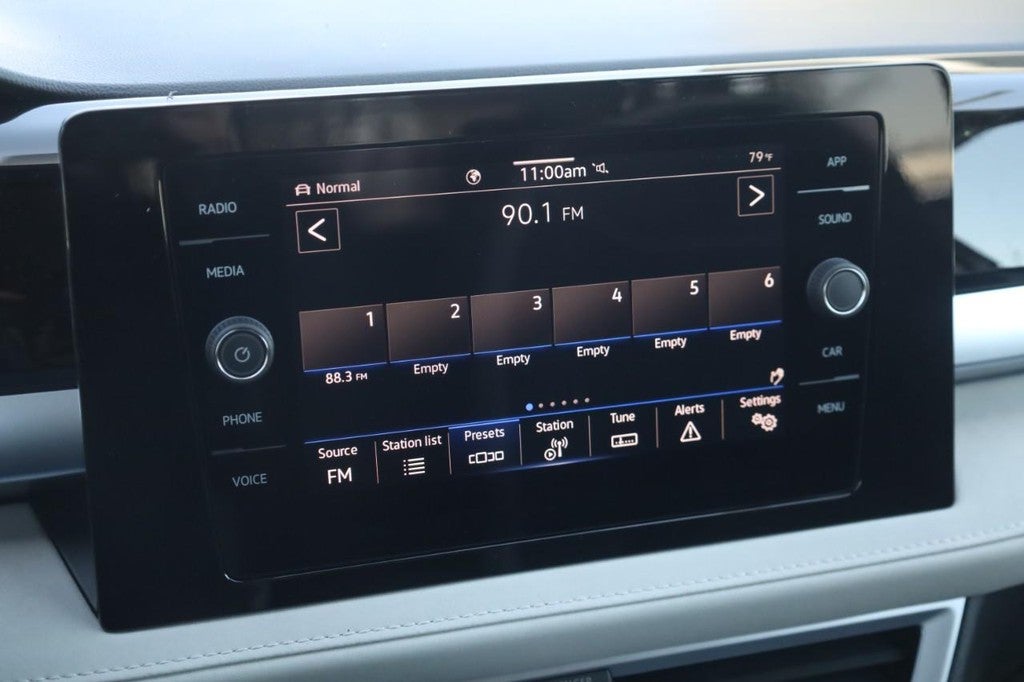 2026 Volkswagen Taos SE 4MOTION