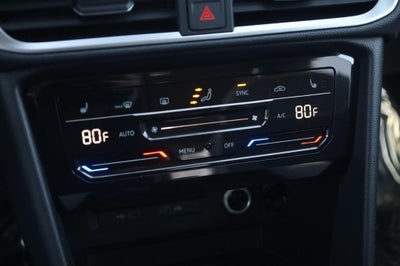 2026 Volkswagen Taos SE 4MOTION