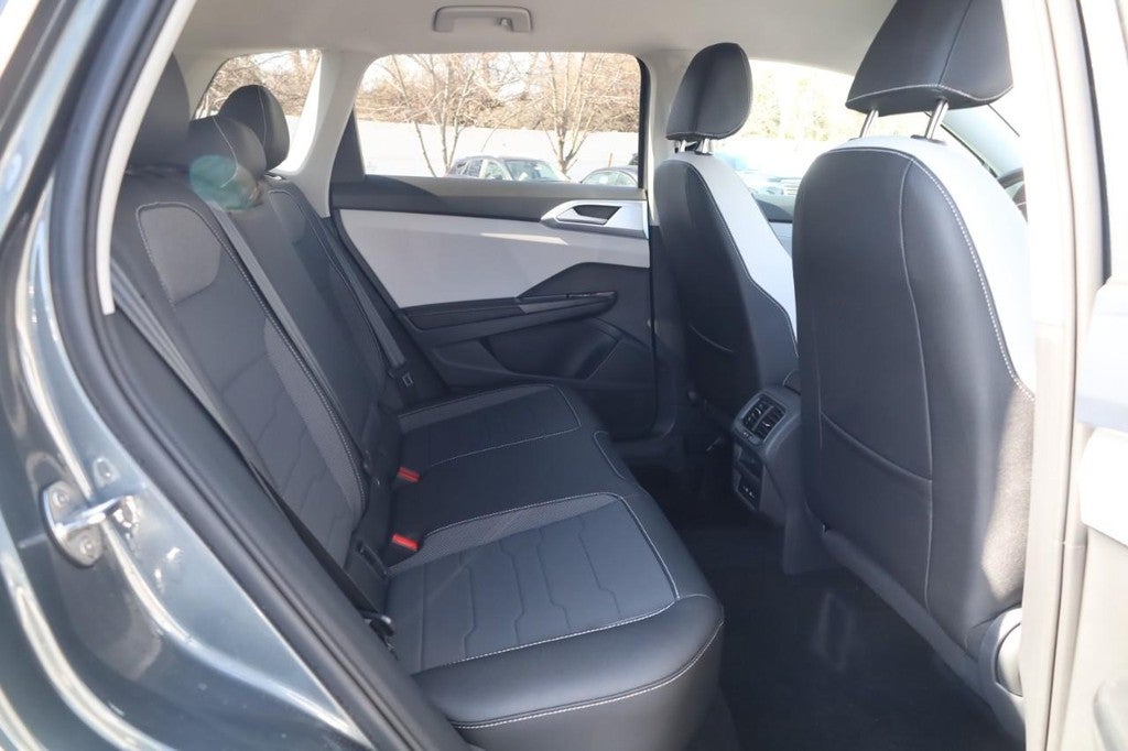 2026 Volkswagen Taos SE 4MOTION