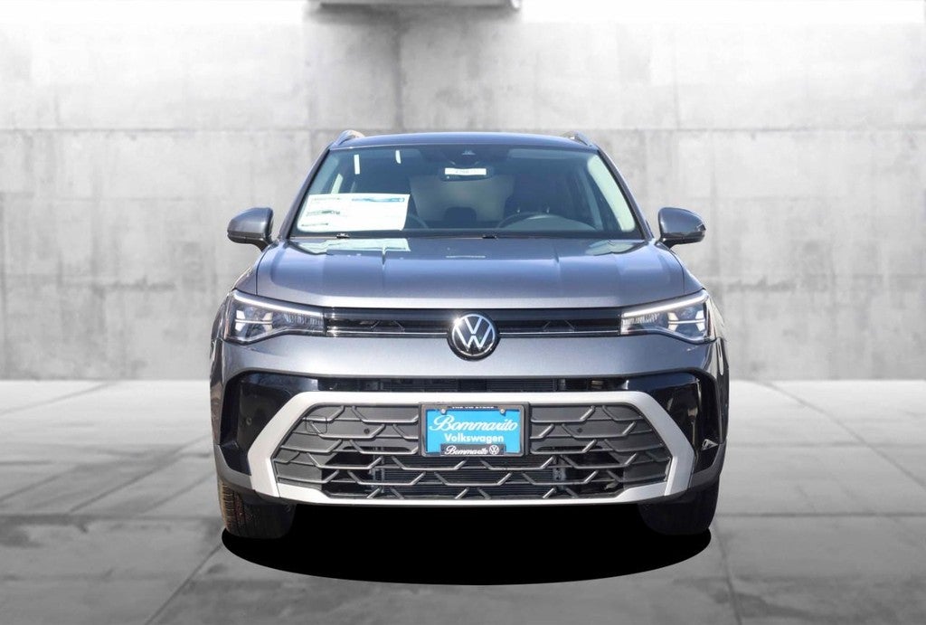 2026 Volkswagen Taos SE 4MOTION