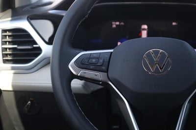 2026 Volkswagen Taos SE 4MOTION