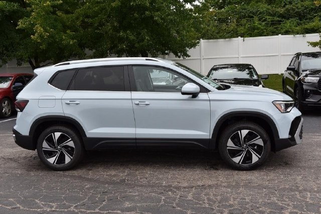2027 Volkswagen Taos 1.5T SE