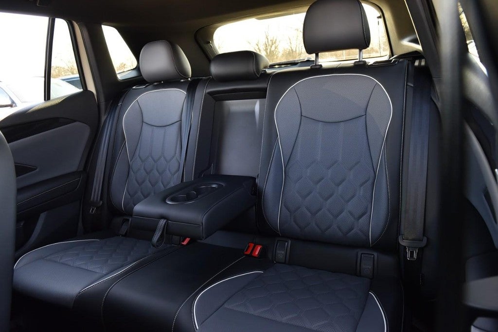 2026 Volkswagen Tiguan 2.0T SEL R-Line Turbo 4MOTION