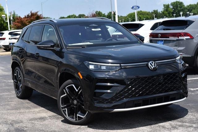 2026 Volkswagen Tiguan 2.0T SEL R-Line Turbo