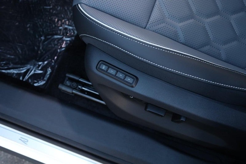 2026 Volkswagen Tiguan 2.0T SEL R-Line Turbo 4MOTION