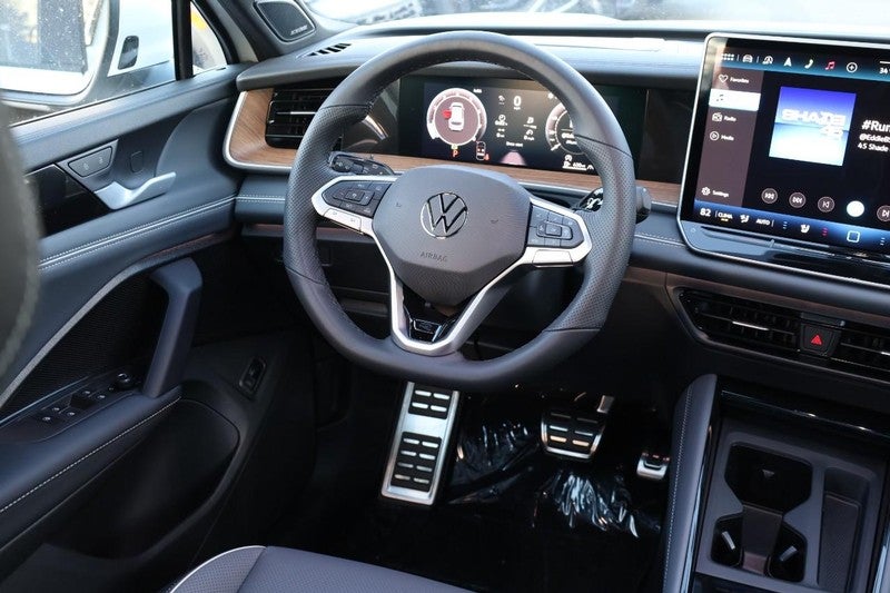 2026 Volkswagen Tiguan 2.0T SEL R-Line Turbo 4MOTION