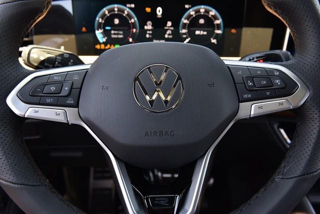 2026 Volkswagen Tiguan 2.0T SEL R-Line Turbo