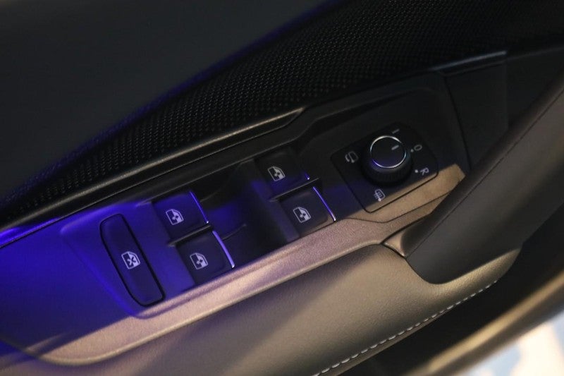 2026 Volkswagen Tiguan 2.0T SEL R-Line Turbo 4MOTION