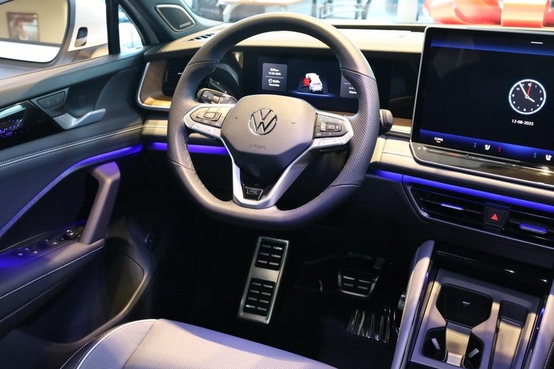 2026 Volkswagen Tiguan 2.0T SEL R-Line Turbo 4MOTION