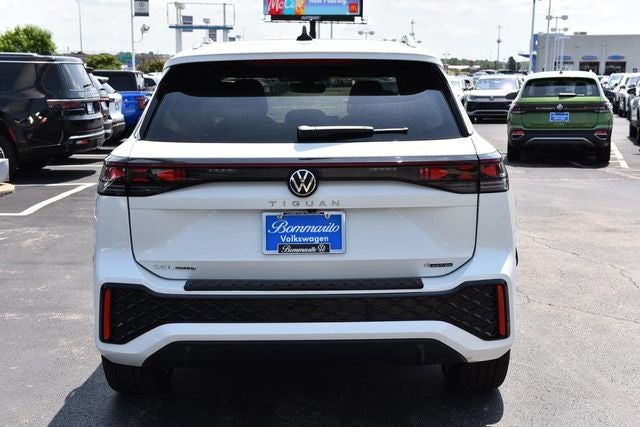 2026 Volkswagen Tiguan 2.0T SEL R-Line Turbo