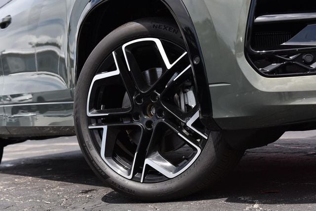 2026 Volkswagen Tiguan 2.0T SEL R-Line Turbo