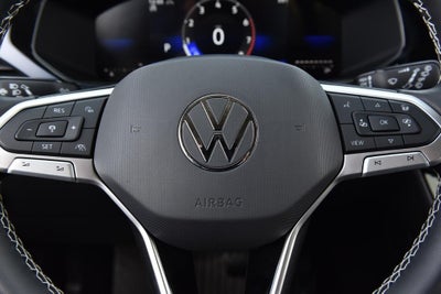 2023 Volkswagen Taos SE 4MOTION