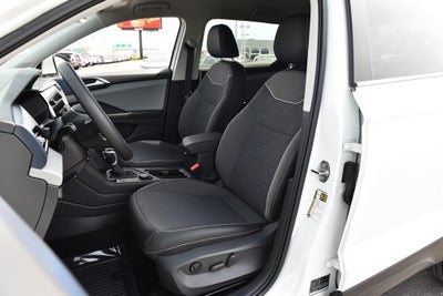 2023 Volkswagen Taos SE 4MOTION