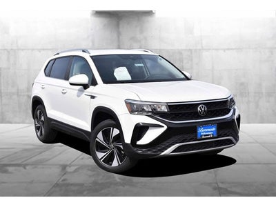 2023 Volkswagen Taos SE 4MOTION