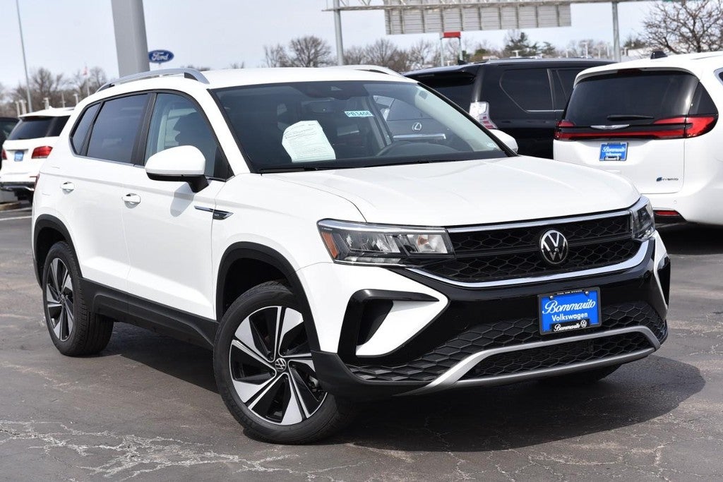 2023 Volkswagen Taos SE 4MOTION