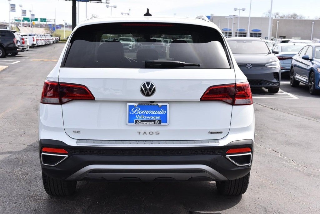 2023 Volkswagen Taos SE 4MOTION