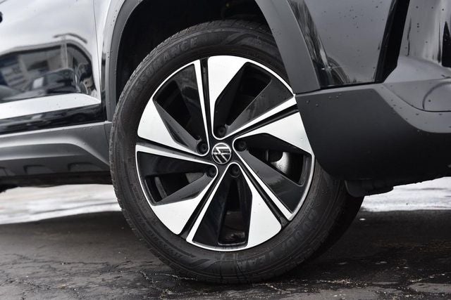 2025 Volkswagen Taos 1.5T SE