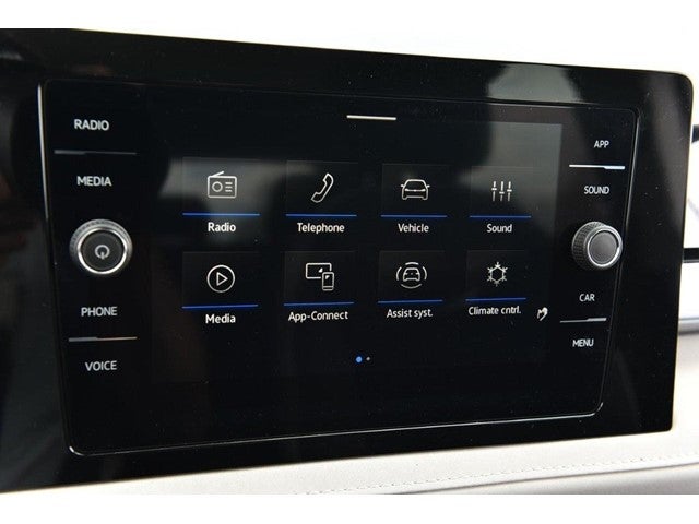 2025 Volkswagen Taos SE 4MOTION