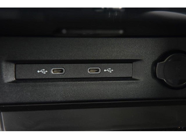 2025 Volkswagen Taos SE 4MOTION